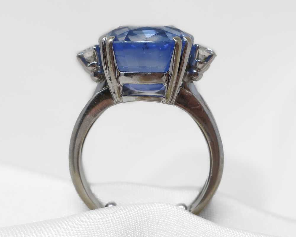 Midcentury No-Heat Sapphire Ring - image 2