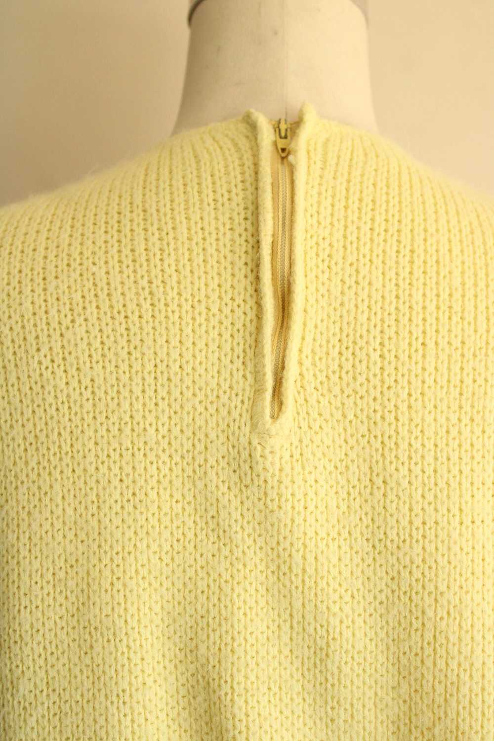 Vintage 1960s Classic Creations Yellow Knit Sweat… - image 8