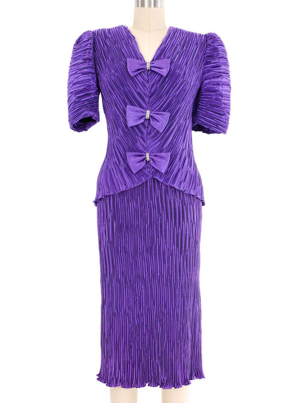 1980s Purple Bow Embellished Plisse Pleat Ensemble - image 1