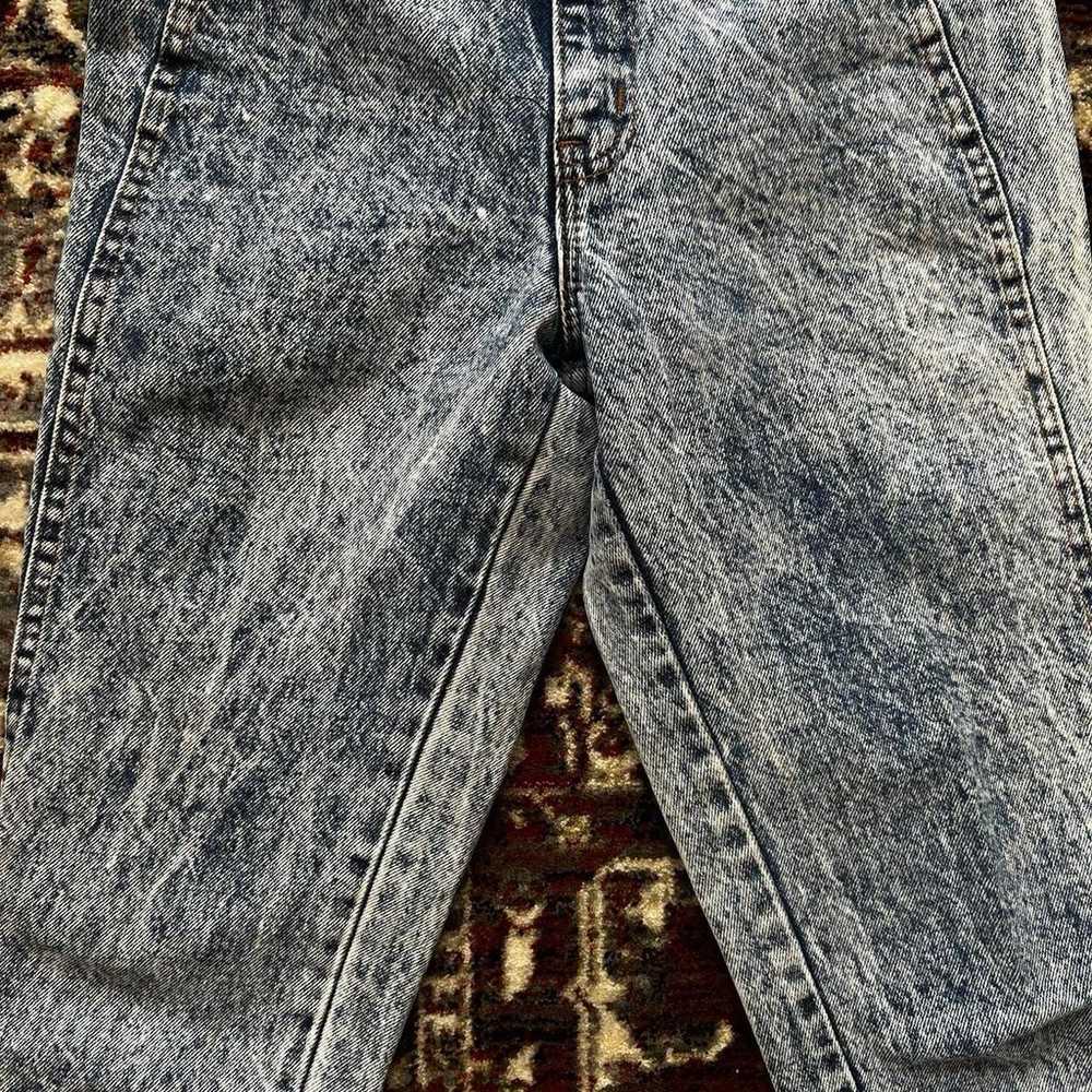 Vintage 1980s acid wash jeans - image 3