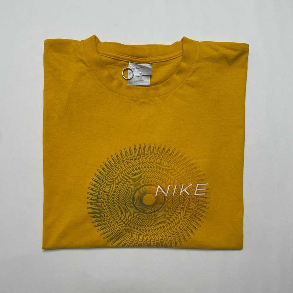 Vintage 00’s Y2K RARE Nike Spiral T-shirt Sample - image 1