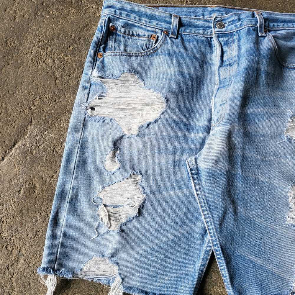 Vintage Levi's 501 Cut Off Shorts Size 34 Blue Jo… - image 2