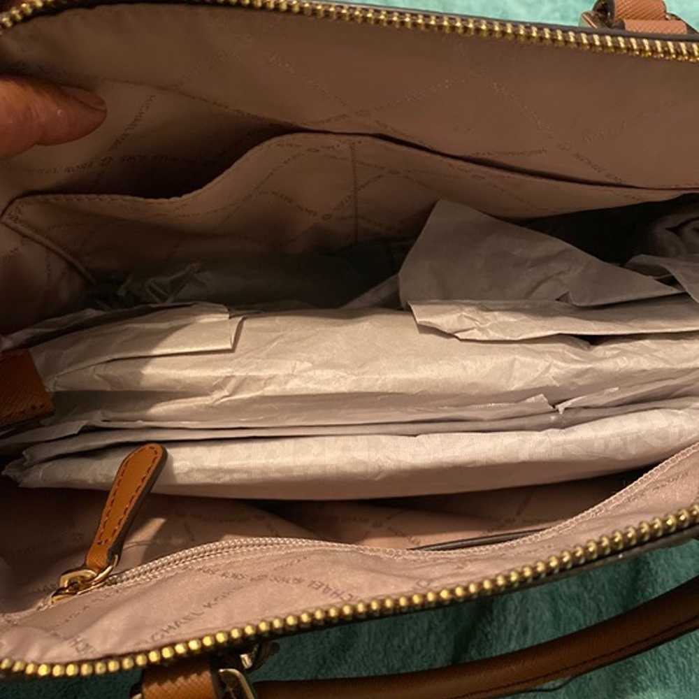 Michael Kors Acorn Leather shoulder bag - image 6