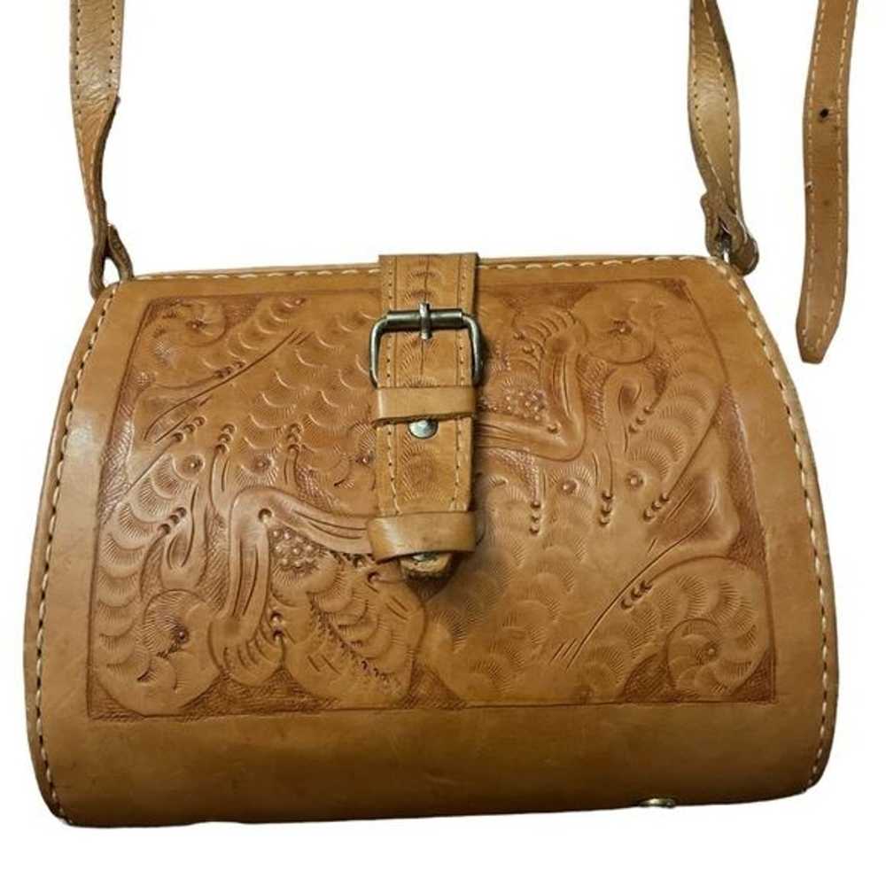 Vintage leather tooled purse - image 2