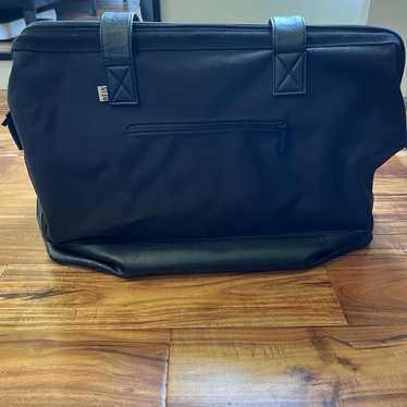 Beis Weekender Bag in Black