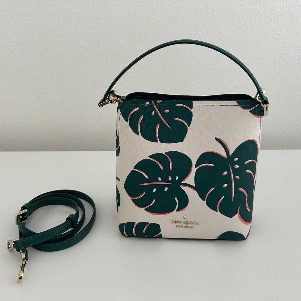 Kate Spade Darcy Monstera Leave Printed Small Buc… - image 1