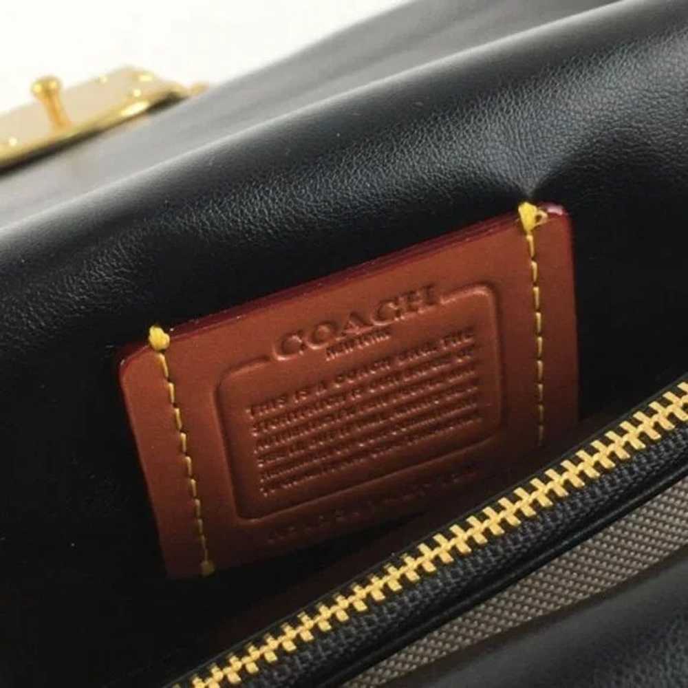 caoch Shoulder Bag 26 COLOR: Nappa Leather/Brass/… - image 9
