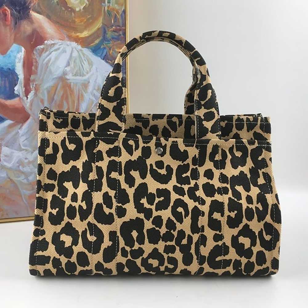 New cargo tote leopard print - image 8