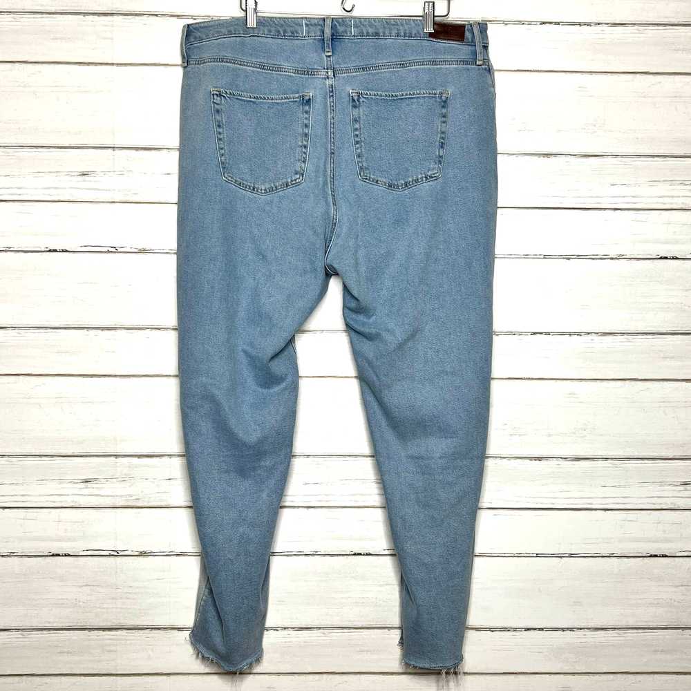 Hollister Ultra High Rise Dad Jean Two Tone Denim… - image 3