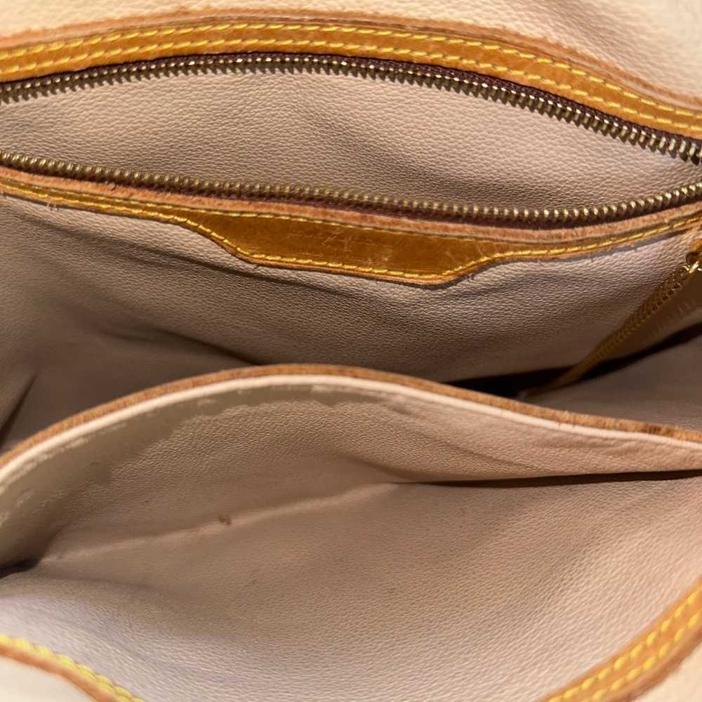 Louis Vuitton Gm bucket Bag - image 12