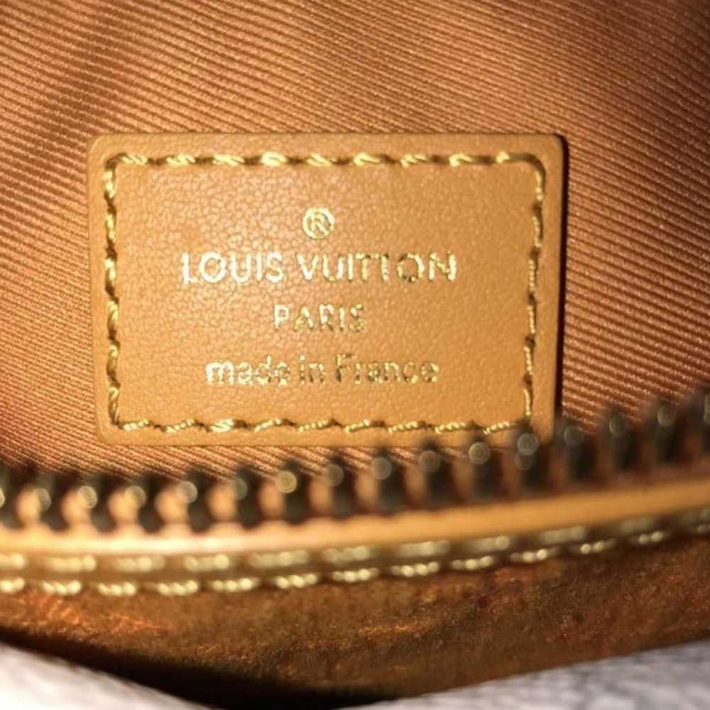 Louis Vuitton x Off-White Messenger Bag - image 4