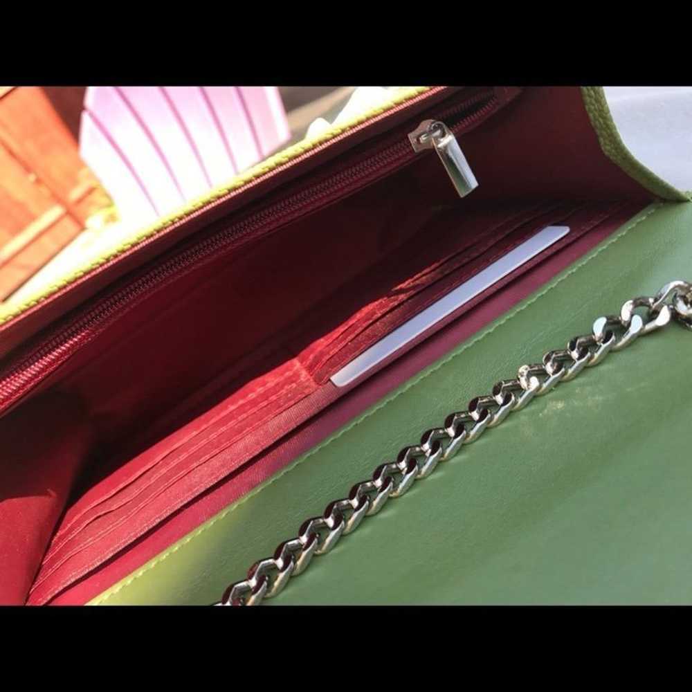 Vintage Green Crossbody Chain Purse. - image 10