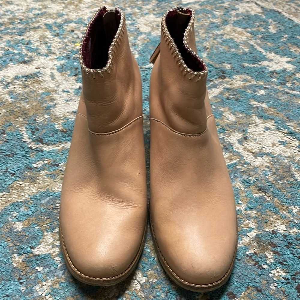 Toms Leila Ankle Booties Tassel Back Boots Tan Si… - image 2