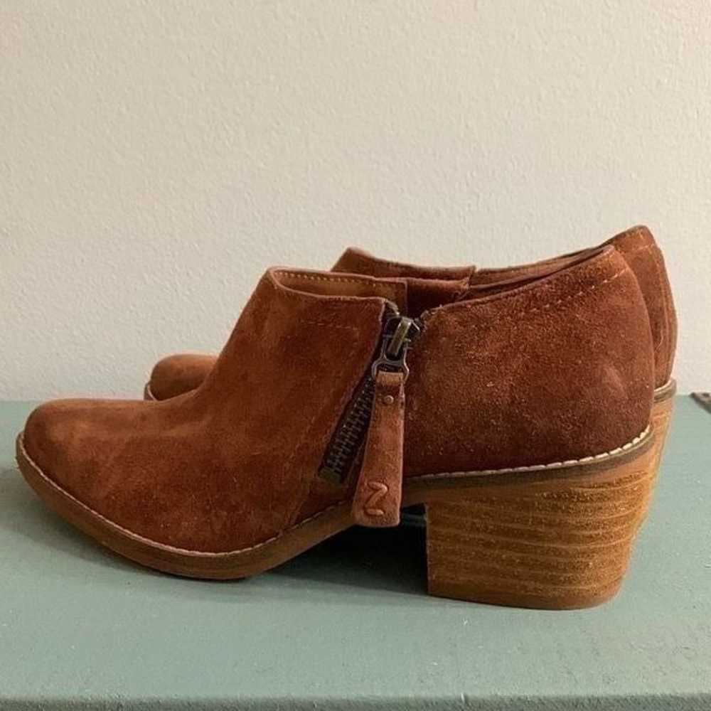 Zodiac brown leather ankle boots. - image 3