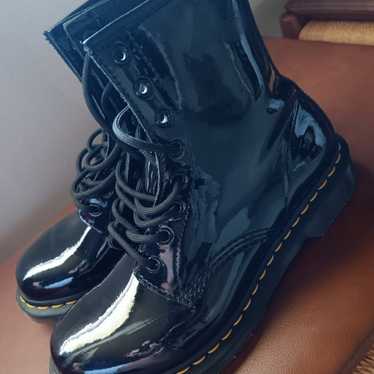 Dr. Martens 1460 WOMEN'S Black Patent Boots Size:9 - image 1