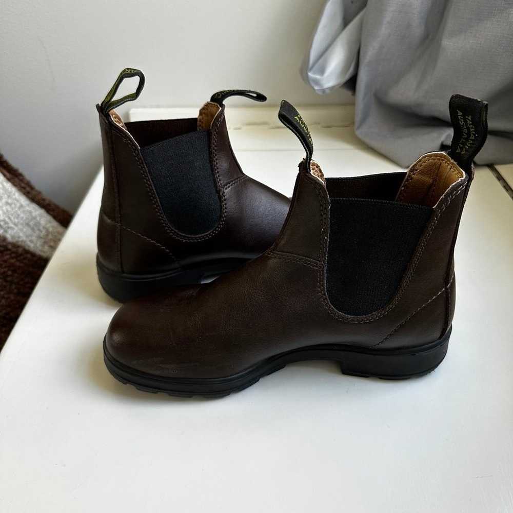 blundstone boots women - image 1