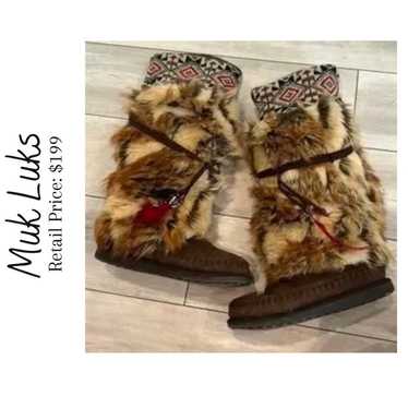 Muk Luks Fur & Feathers Indian Style Boots
