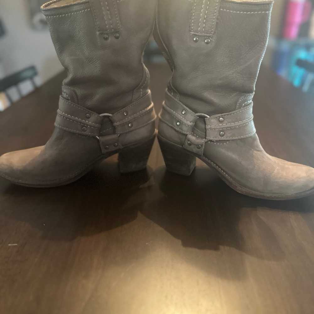 FRYE Low Western Style Boots 9M Gray Soft Leather… - image 10