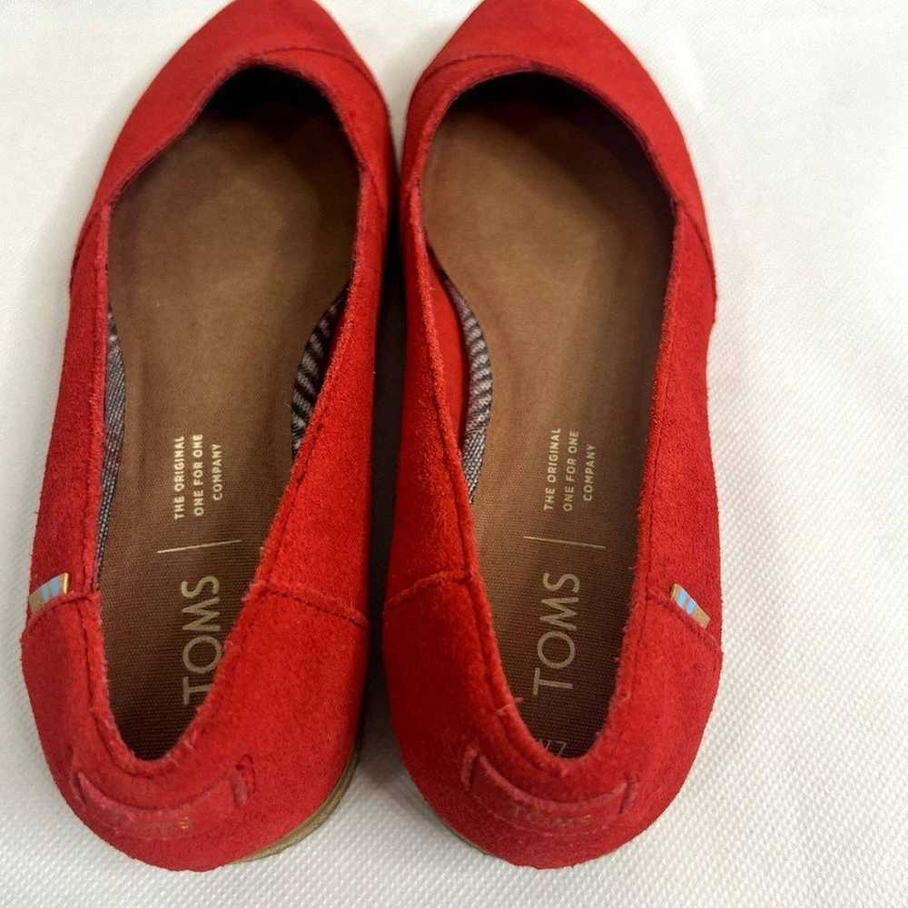 TOMS Julie Poinsettia Suede Red Flats Almond Toe … - image 5