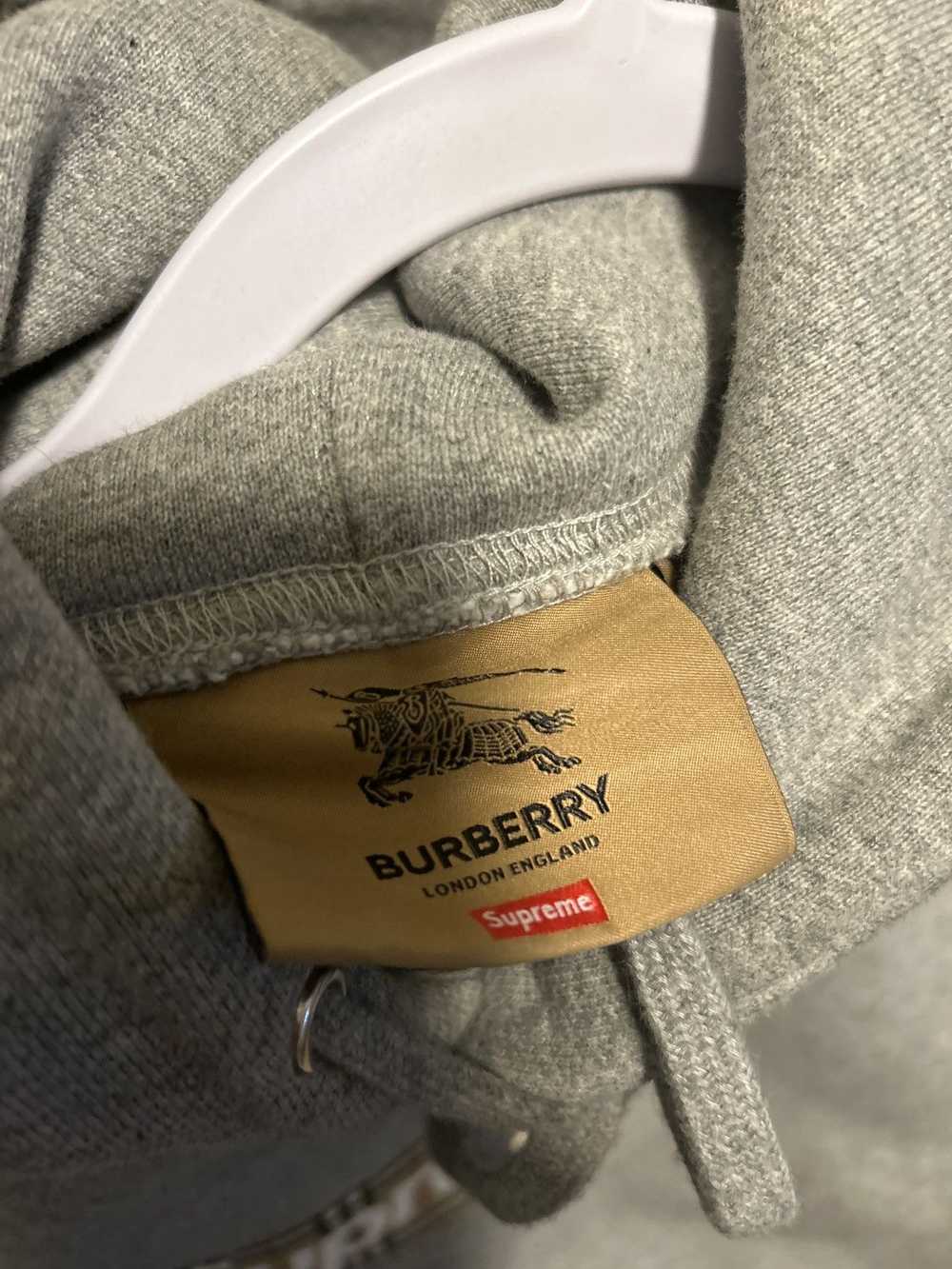 Burberry × Supreme Supreme Burberry Box Logo Hood… - image 4