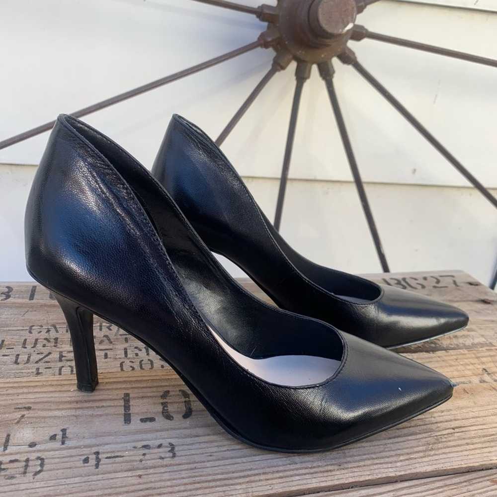 Nine West classic black pumps heels 7 1/2 M - image 2