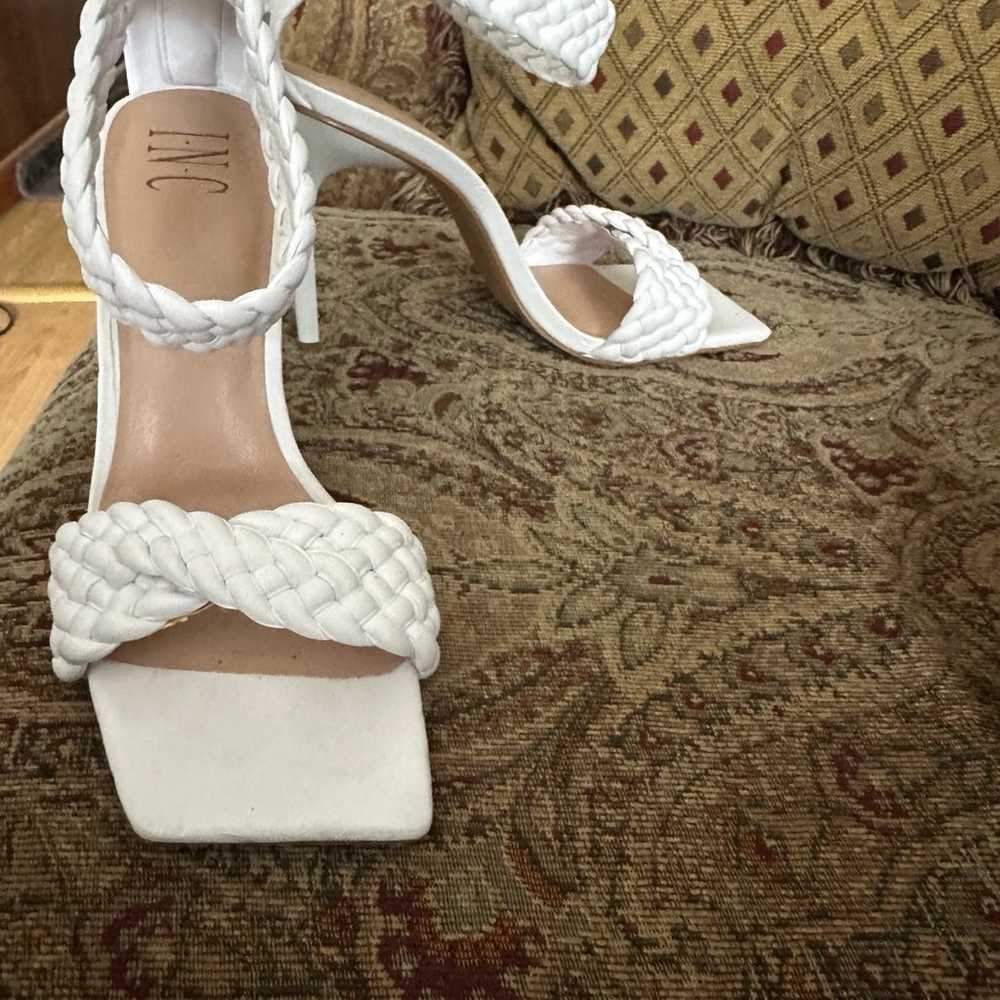 INC size7 summer white high heels - image 4