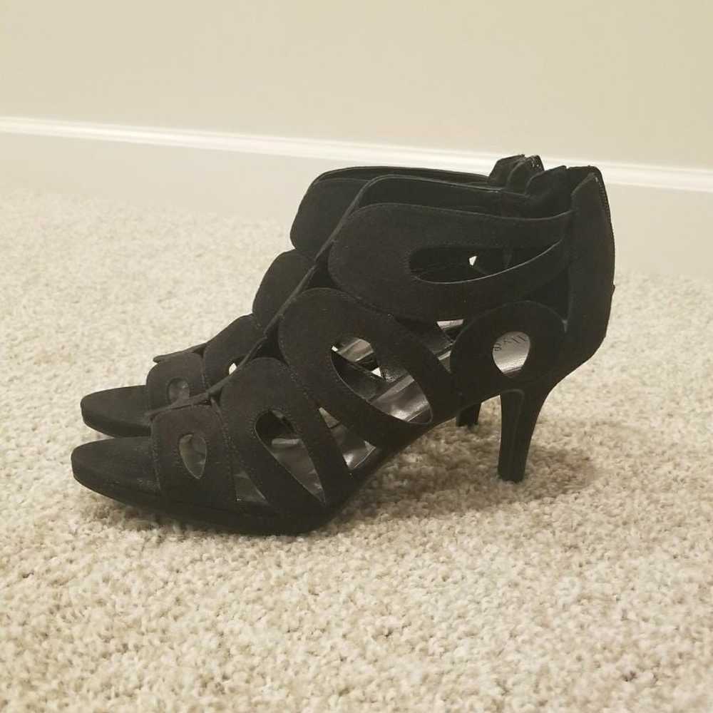 Black heels size 10 - image 4