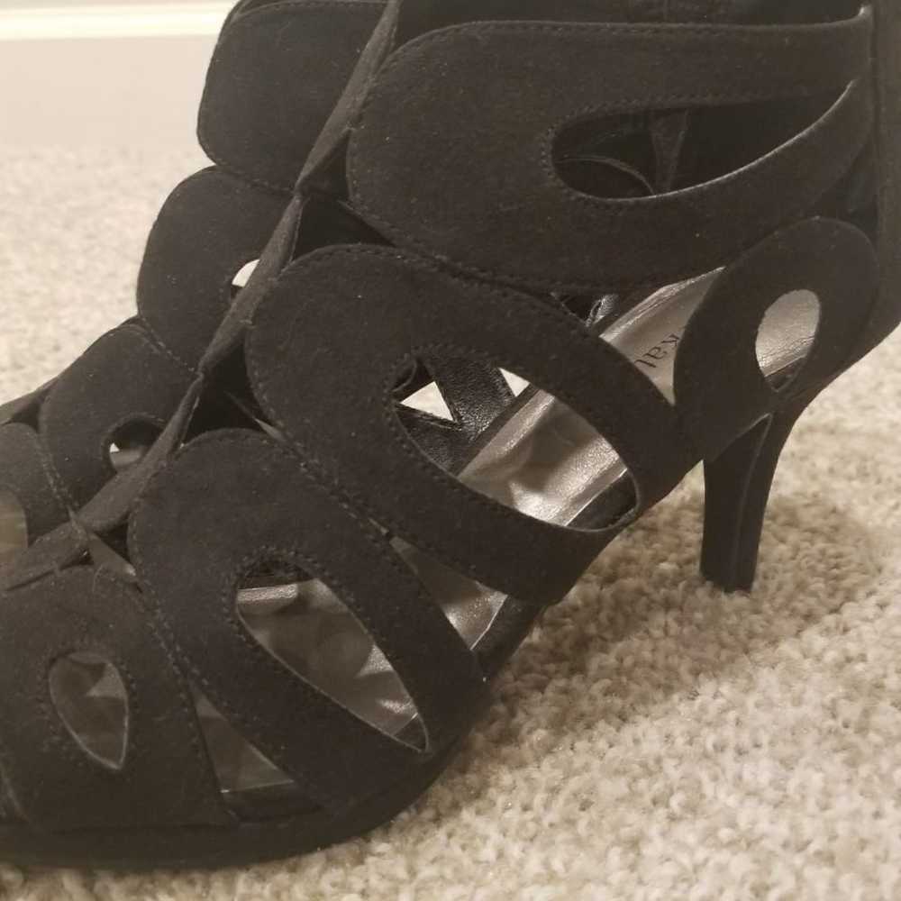 Black heels size 10 - image 5