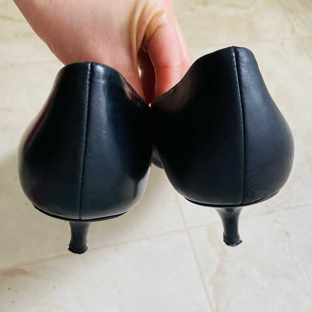 Tory Burch Black Leather Pointed Toe Kitten Heel … - image 10