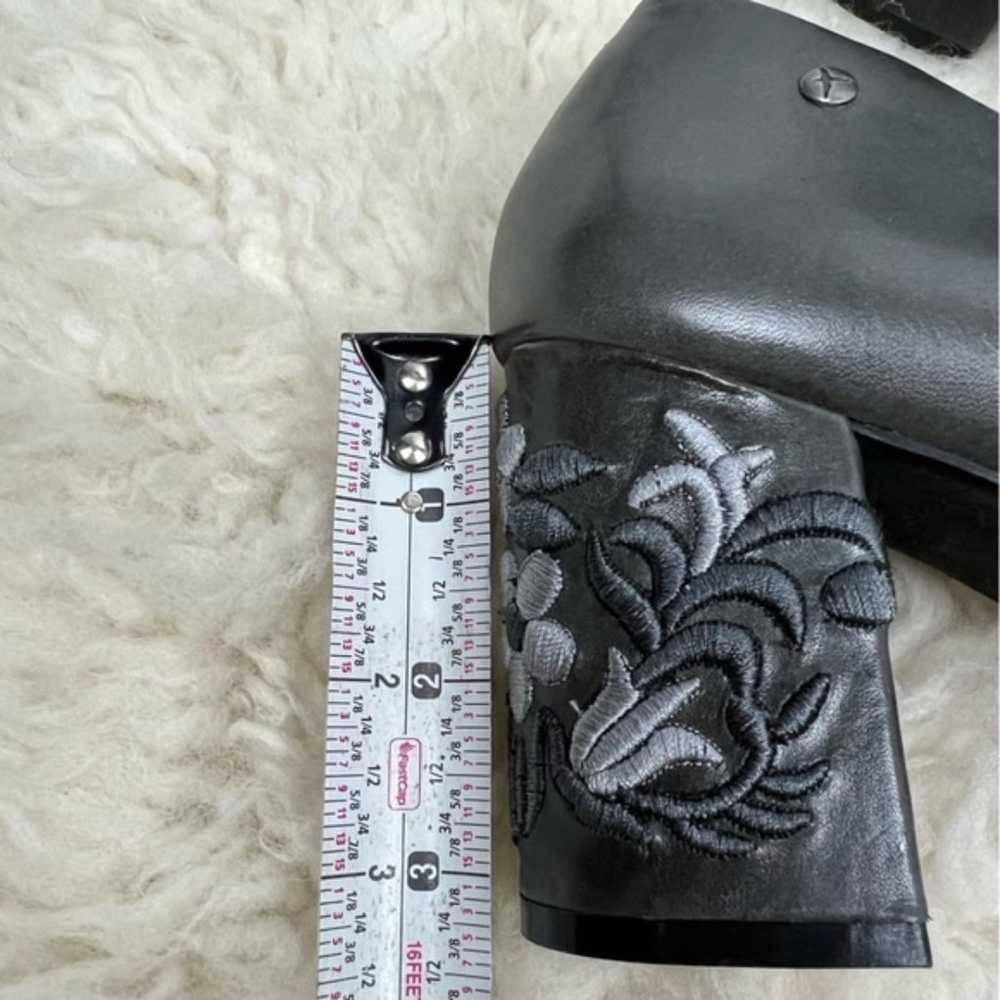 Pikolino embroidered block heel - image 8