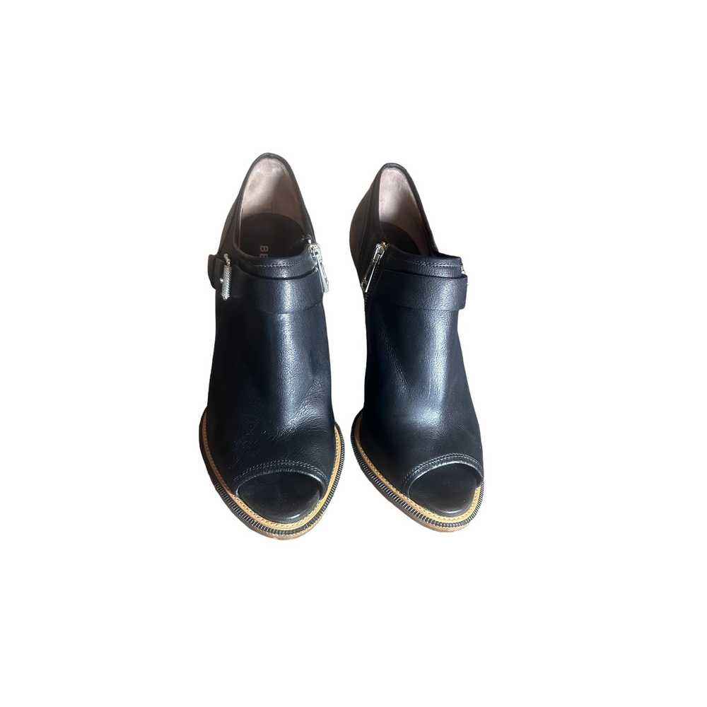 Belstaff Peep Toe Heels Black Leather 39 1/2 8 1/… - image 4