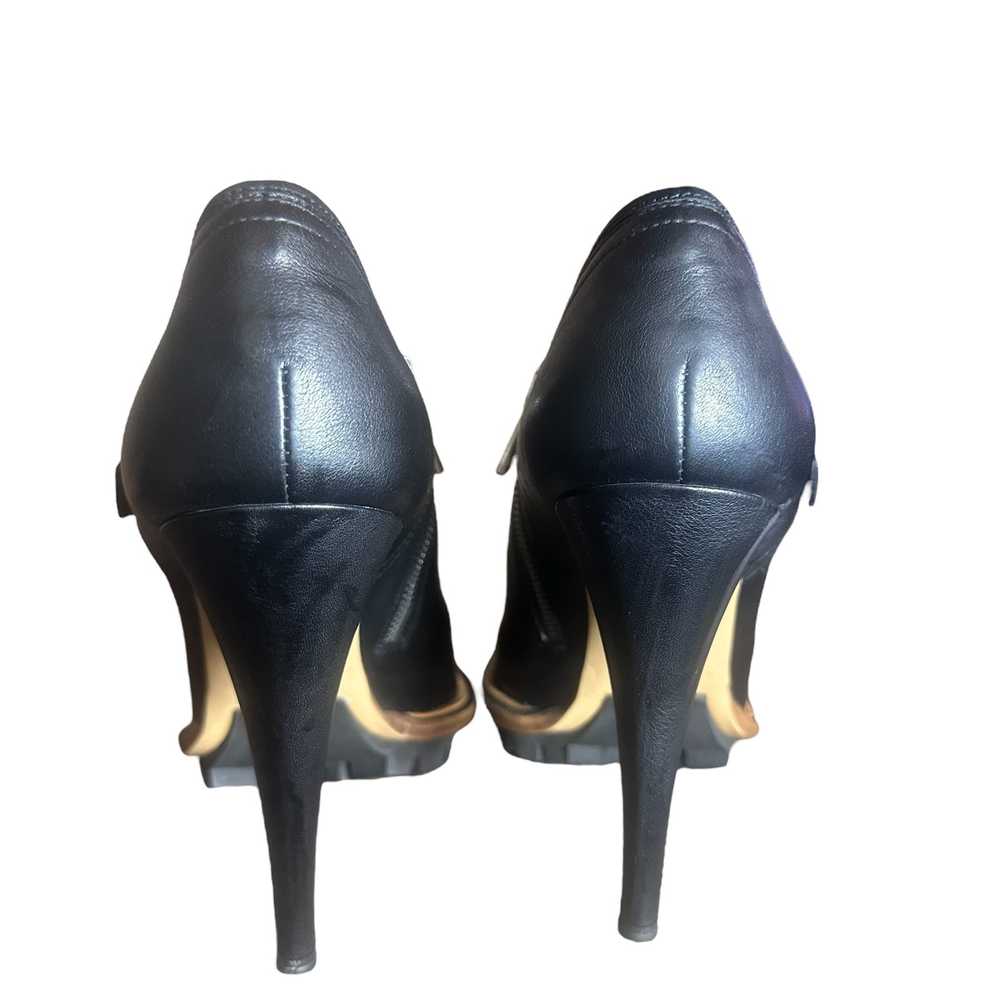 Belstaff Peep Toe Heels Black Leather 39 1/2 8 1/… - image 8