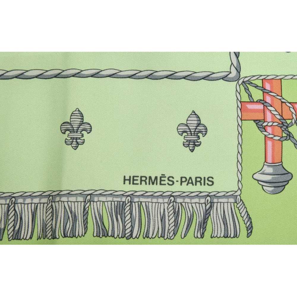 Hermès Noeud Papillon silk scarf - image 3