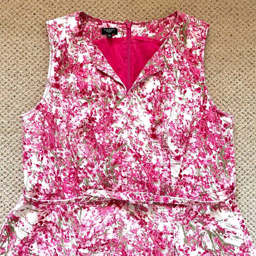 Talbots Woman Pink Floral Fit and Flare Belted Li… - image 2