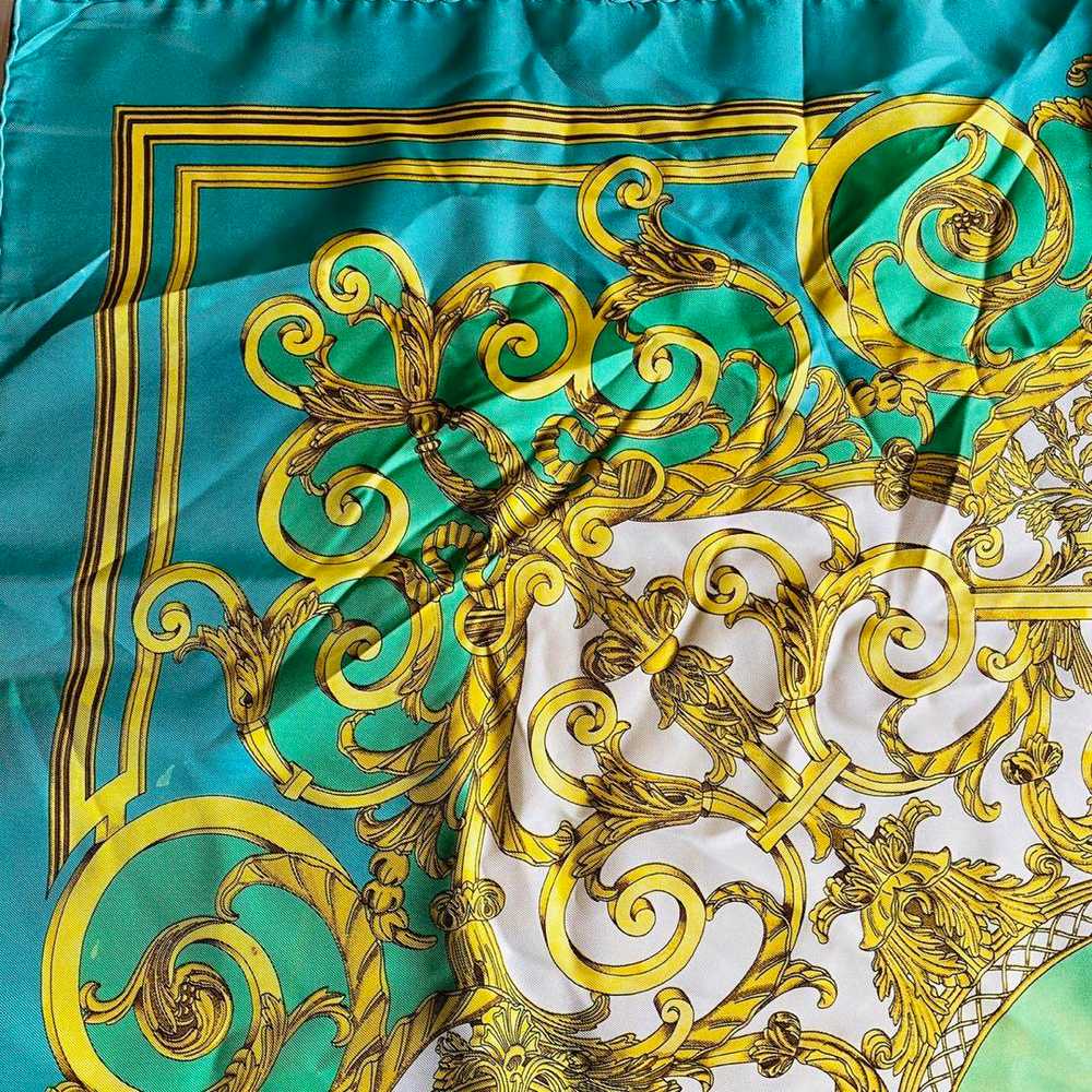 Beauty  HERMES Large format scarf Carr  90 - image 3
