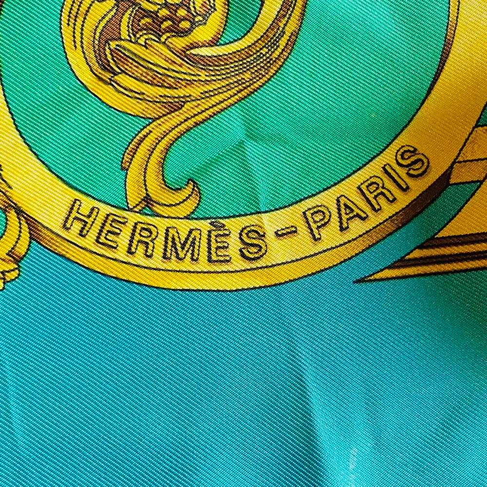 Beauty  HERMES Large format scarf Carr  90 - image 9