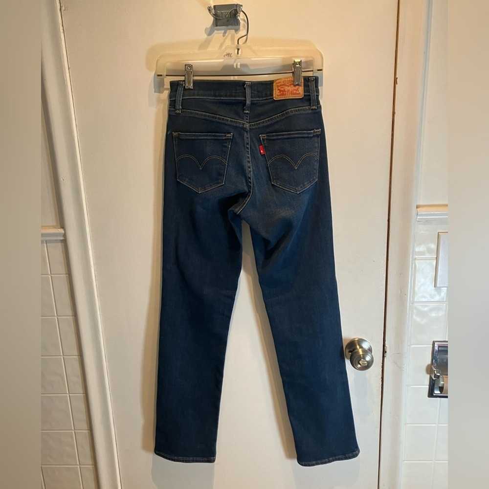 Levi's 314 Shaping Straight Leg Jeans Size 25 - image 4