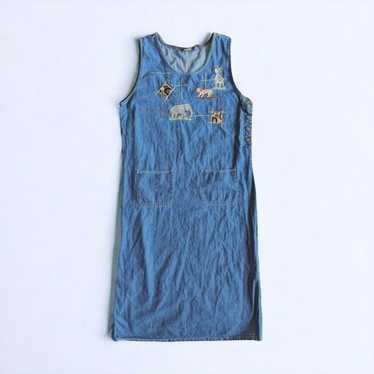 Vintage 90's Embroidered Patchwork Blue Jean Deni… - image 1