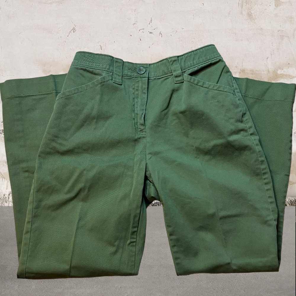 L.L. Bean Women's Green Classic Fit Pants - Size 6 - image 1