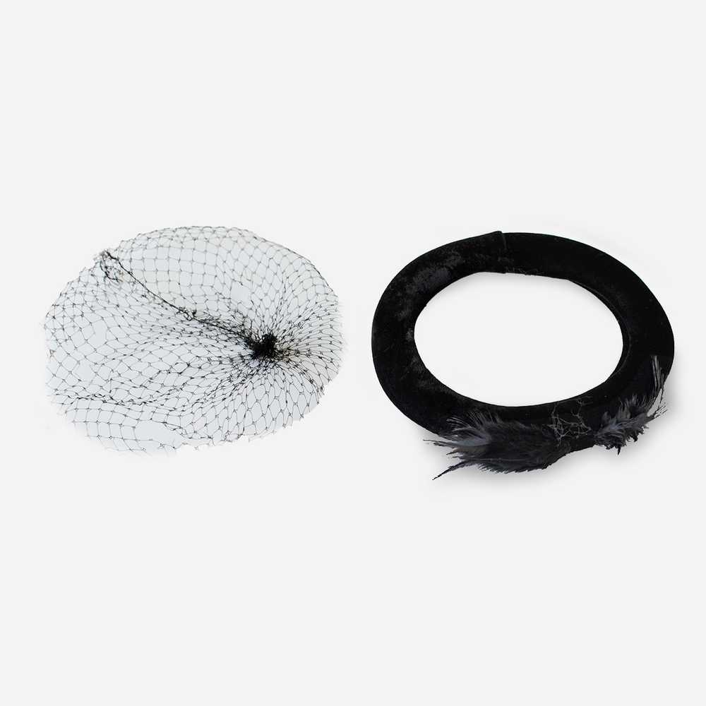 Vintage Ring Hat, Black Velvet & Feathers with Ve… - image 5