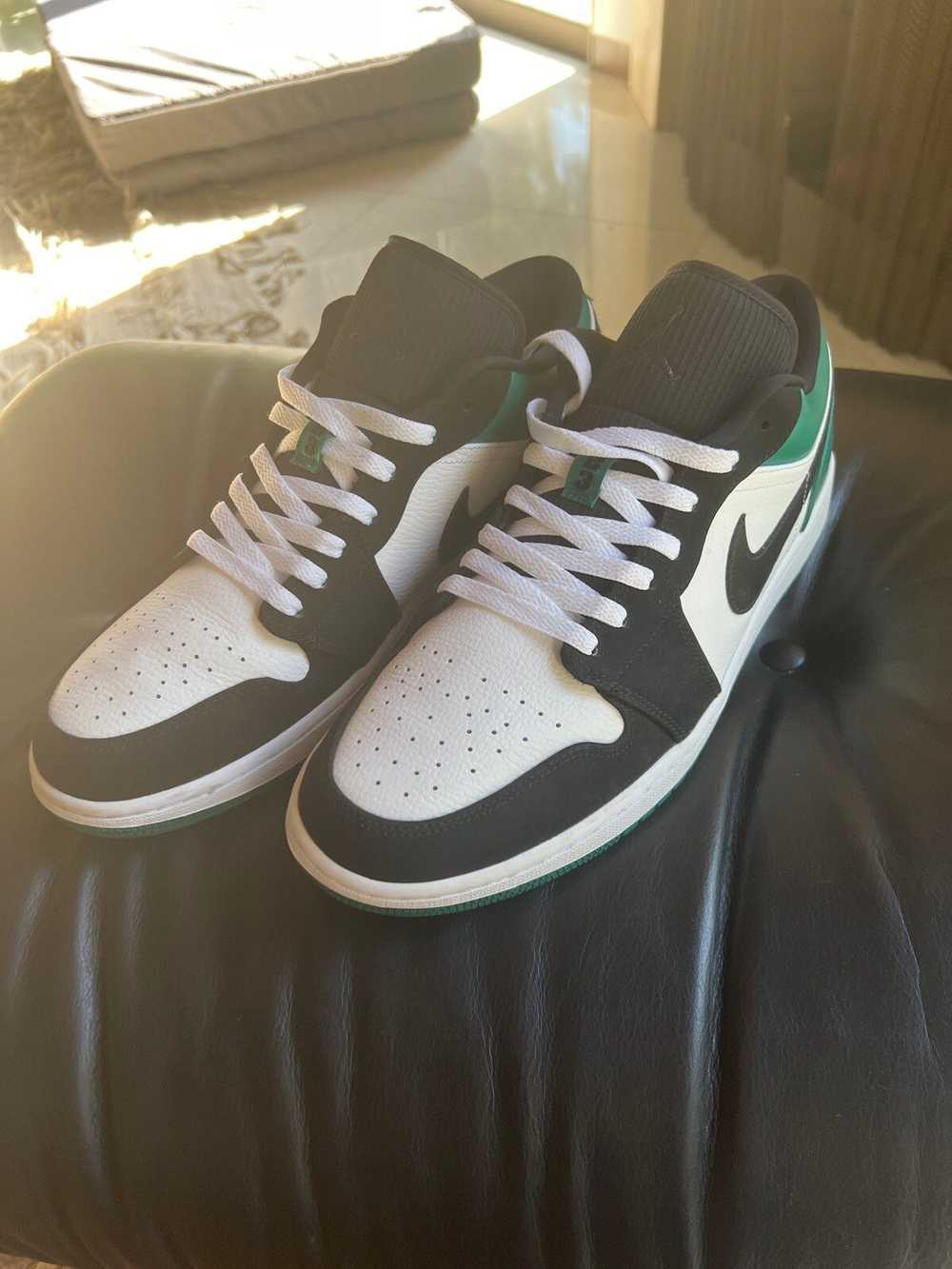 Nike Air Jordan 1 Low Mystic Green 2019 Size 14 - image 1