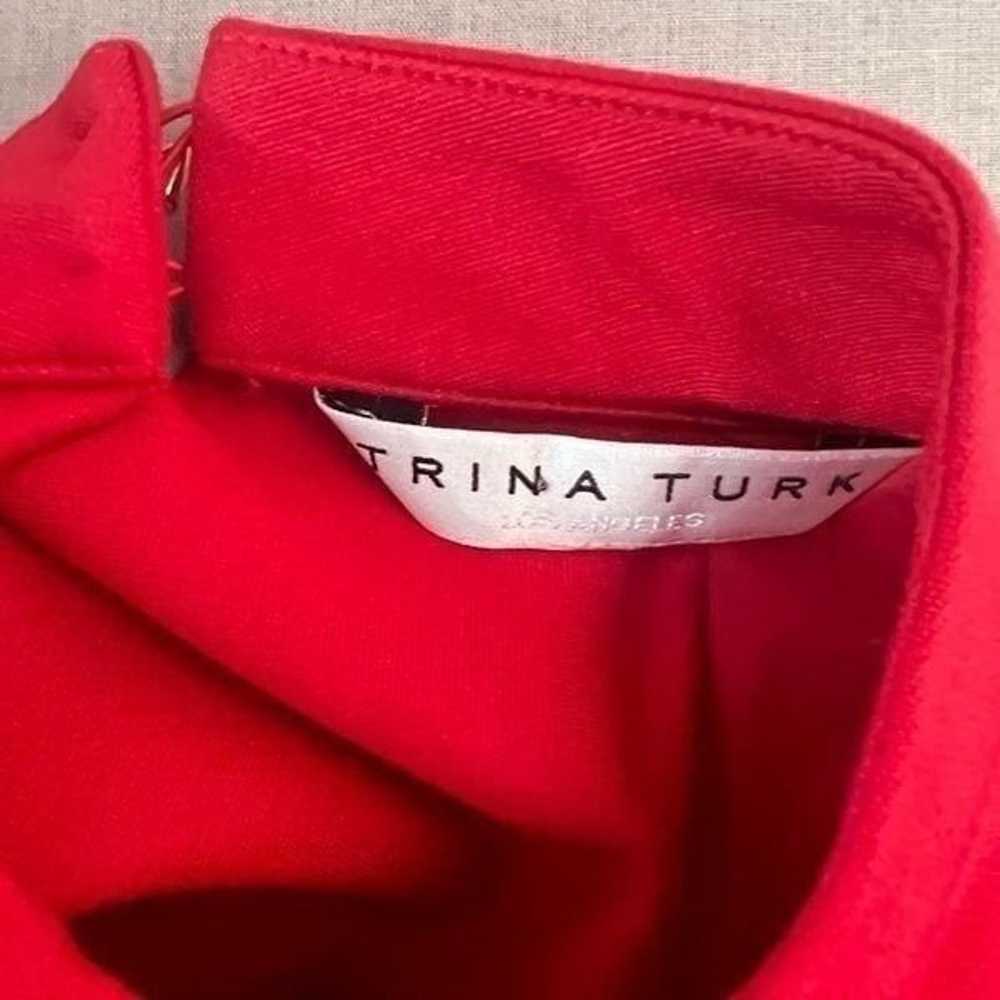 Trina Turk Red Mock Neck Sleeveless Ruffle Open-B… - image 9