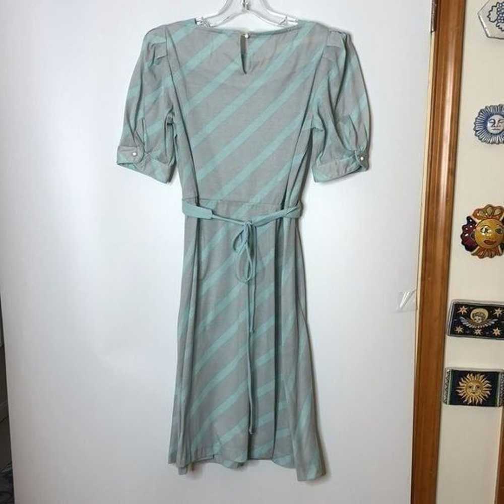 Vintage Women's Dress Puff Sleeve w/ Buttons Gray… - image 9