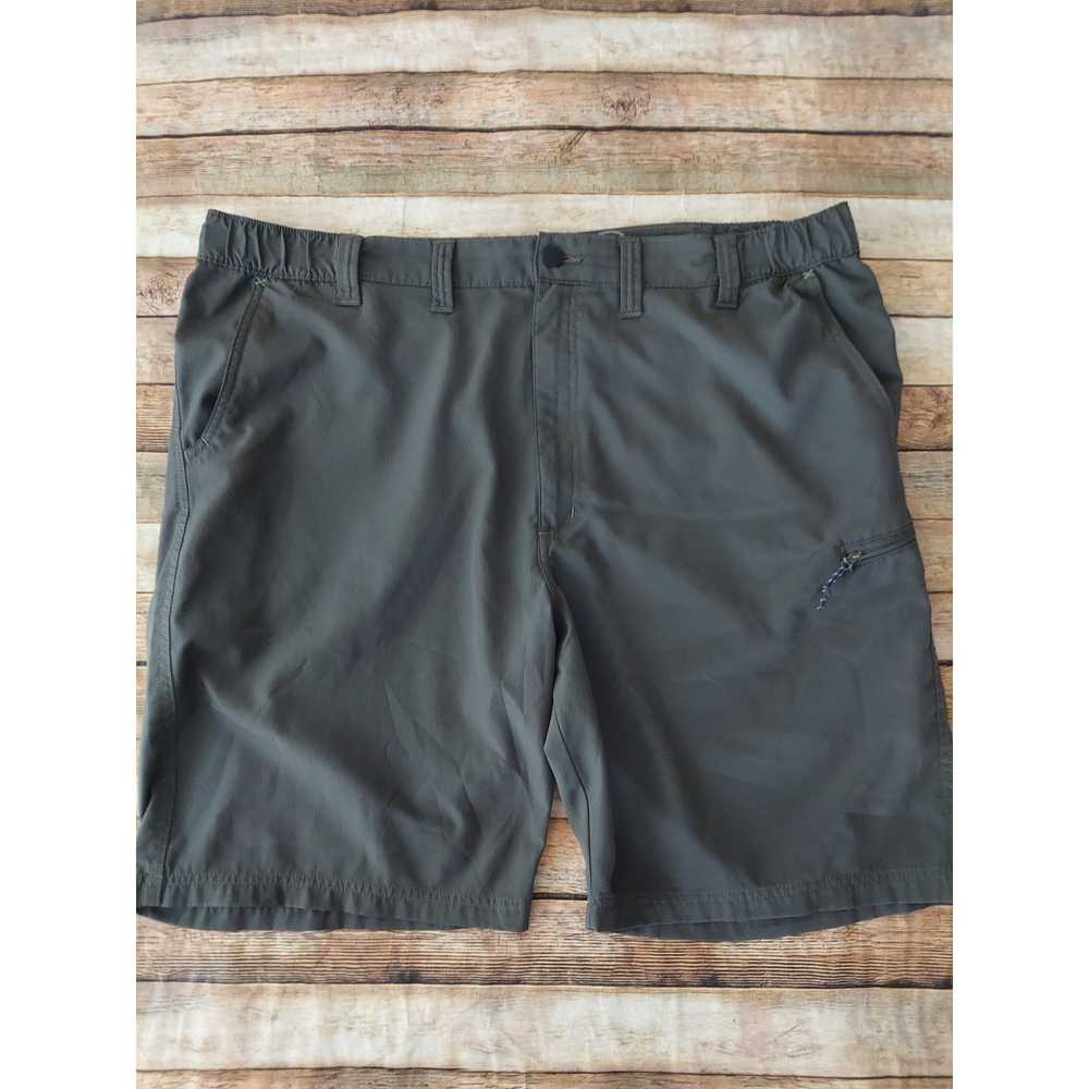 Wrangler Cargo Men Dark Gray Shorts Sz 44 - image 1