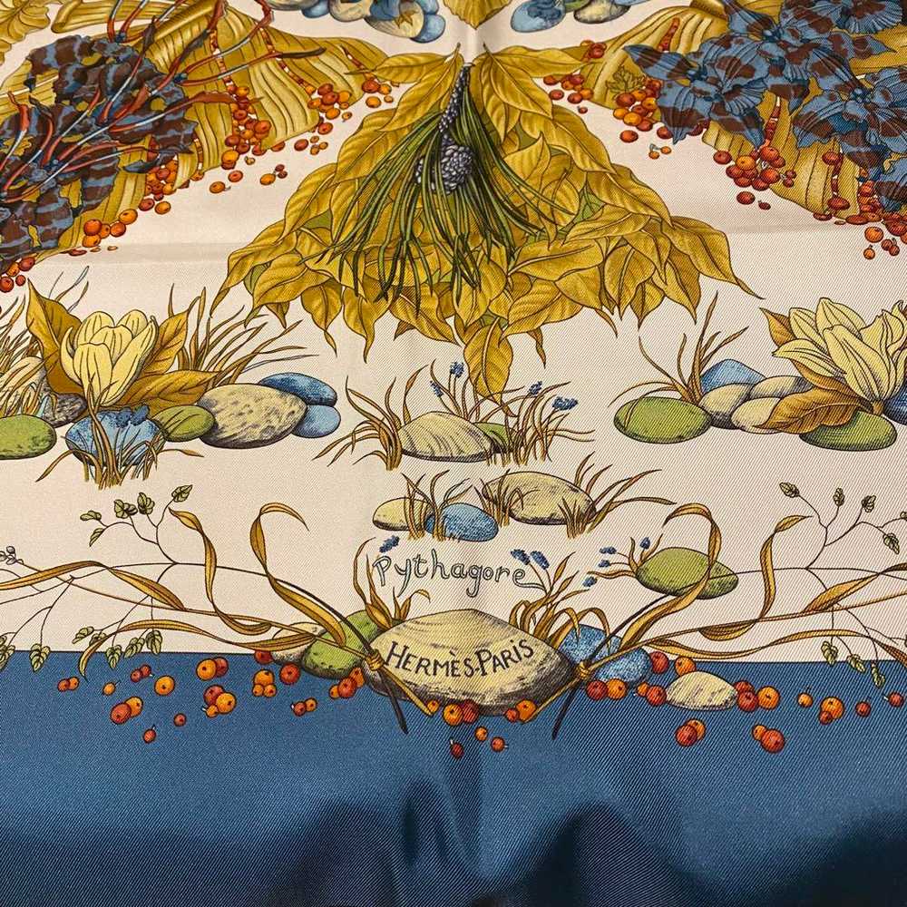 [Used Scarf] Hermes Carre 90 Pythagore Silk - image 5