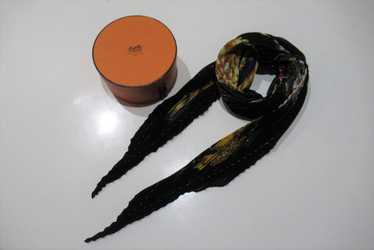 [Used Scarf] Hermes Pleated Scarf Shawl Silk Blac… - image 1