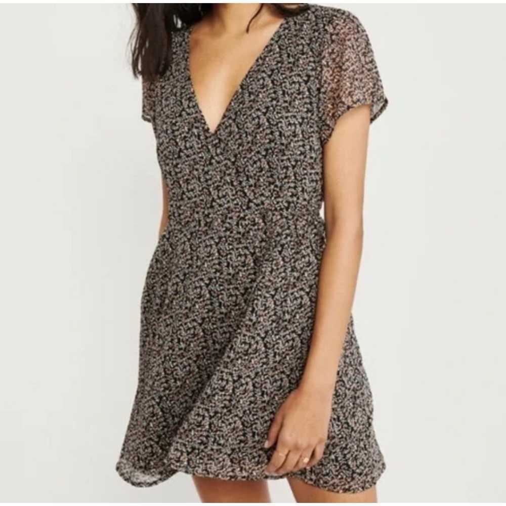 Abercrombie and Fitch Black Wrap Dress Women's Si… - image 2