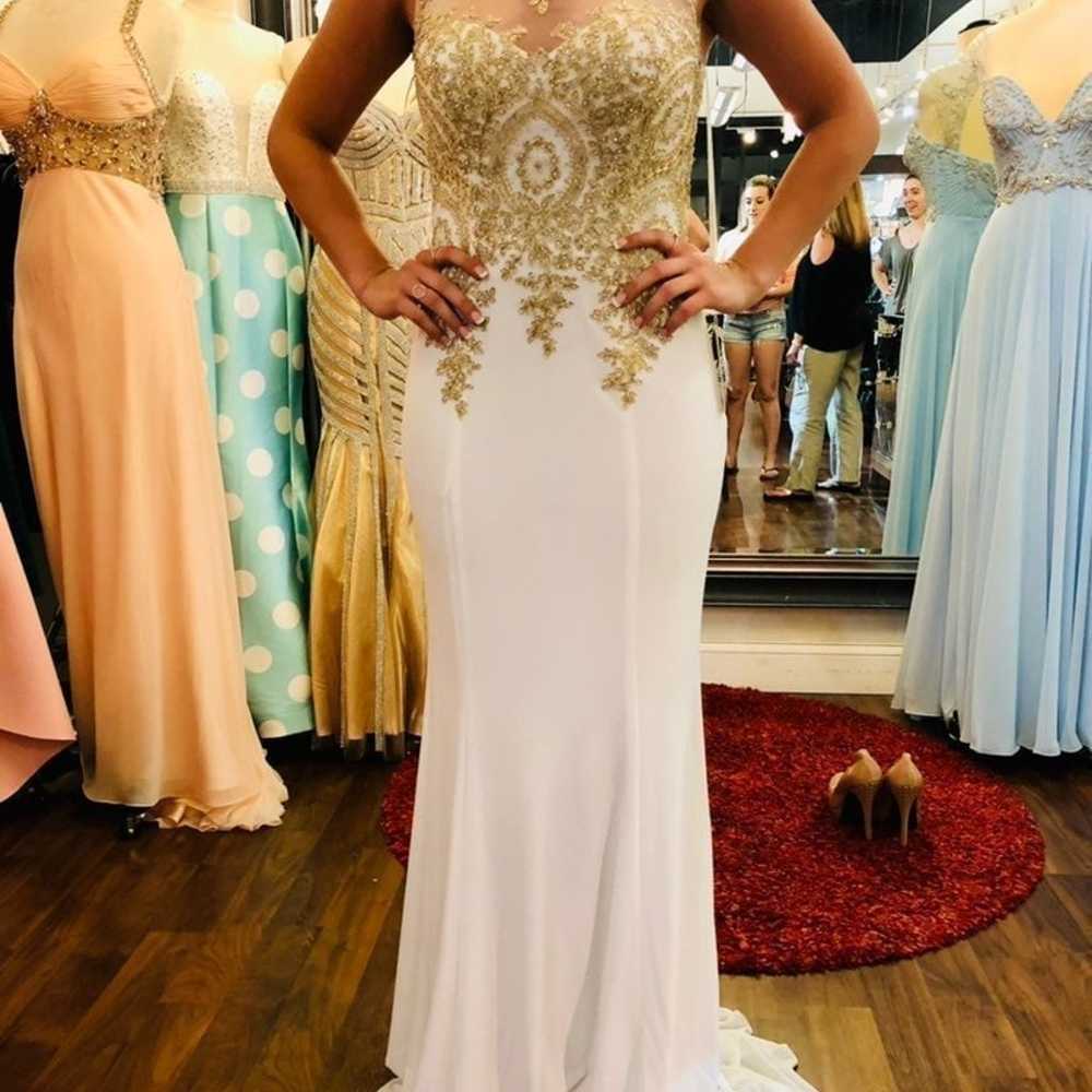 Boutique white & gold prom dress || size medium - image 1