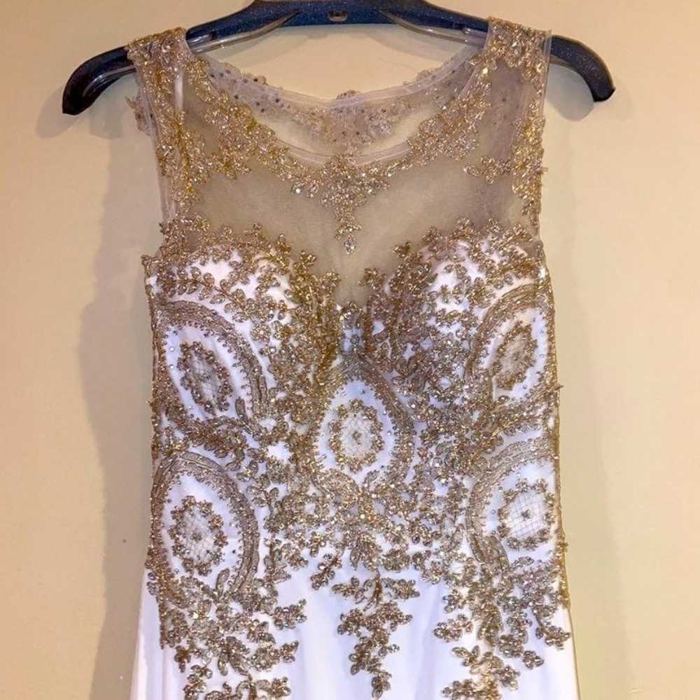 Boutique white & gold prom dress || size medium - image 4