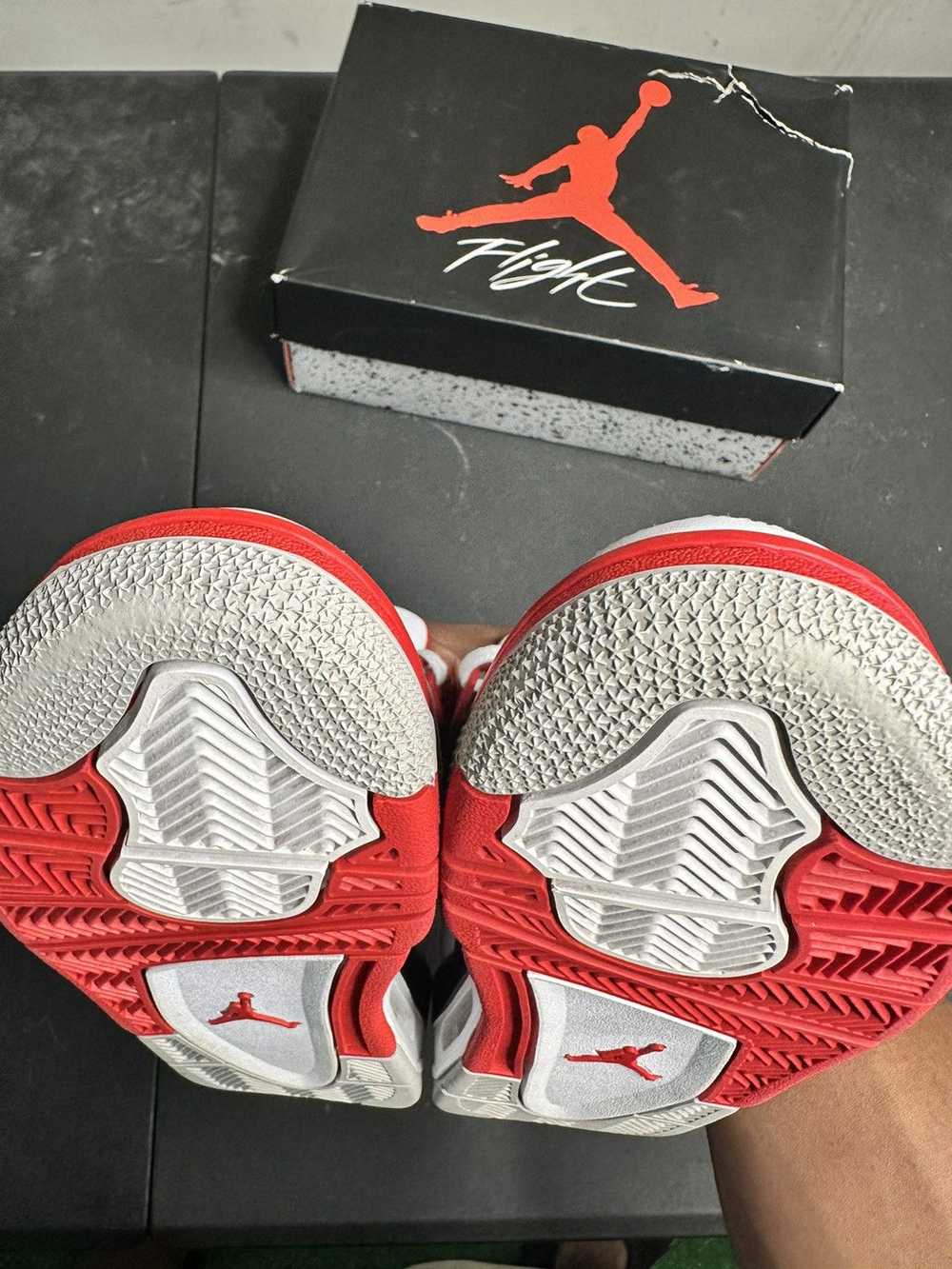 Jordan Brand × Nike Jordan 4 Fire red gs - image 6